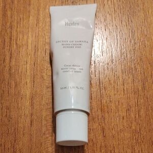 ✨ 4/$15 Huxley Secret of Sahara Hand Cream In Sunset Fog